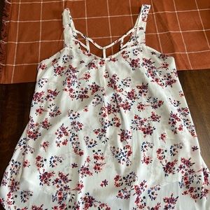 Maurice’s tank top